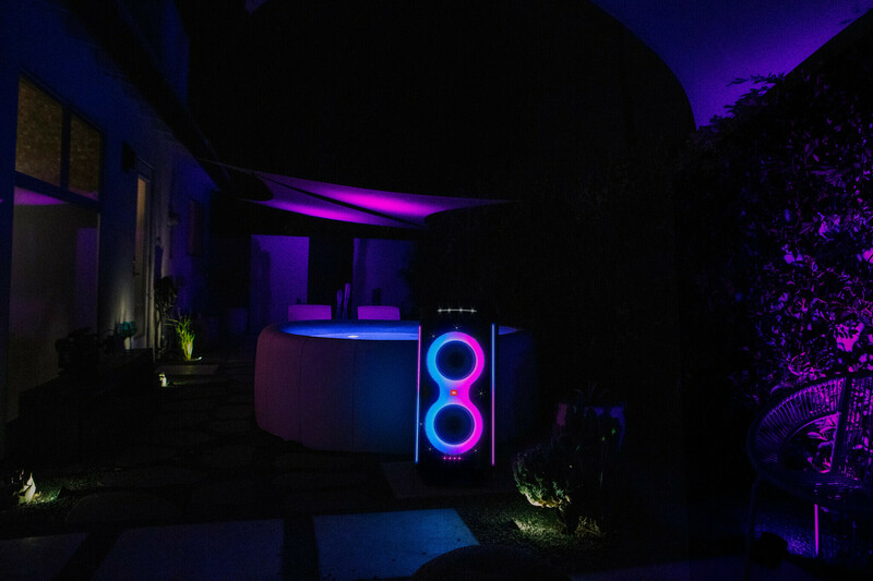 Акустика JBL PARTYBOX 710 (Black) JBLPARTYBOX710EU - фото - №25